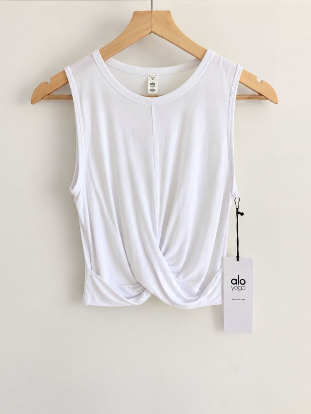 Alo Yoga Cover Tank White Size Small NWT